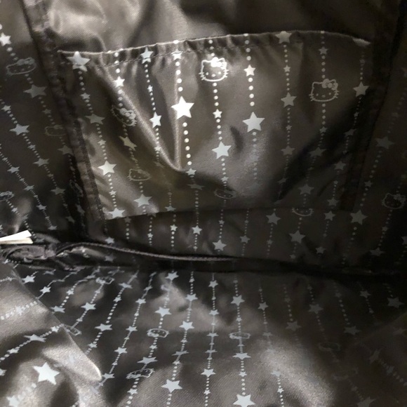 NWT Authentic Hello Kitty Gold Pleather Tote Bag - Picture 3 of 3